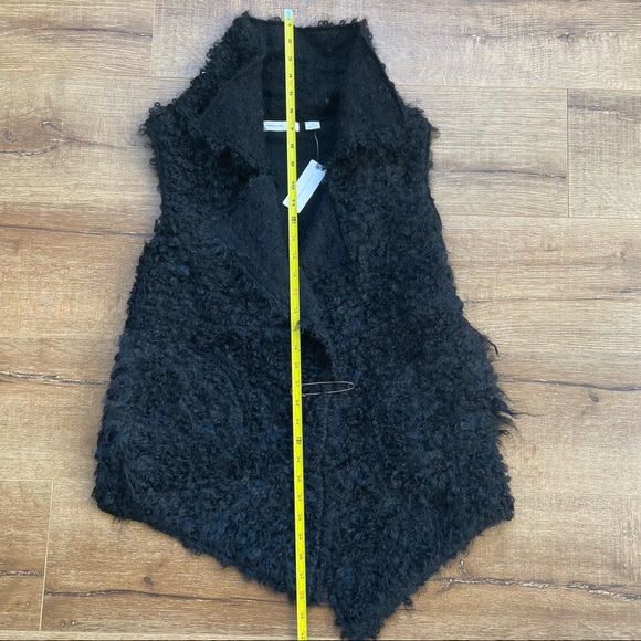 NWT Sleeping On Snow x Anthropologie Black Tavan Mohair Blend Fuzzy Vest - Picture 6 of 14